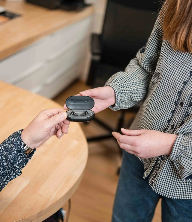 Boite d'appareil intra-auriculaire